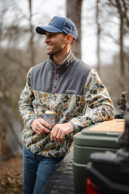 Quarter Snap Pullover - Navy / Light Blue