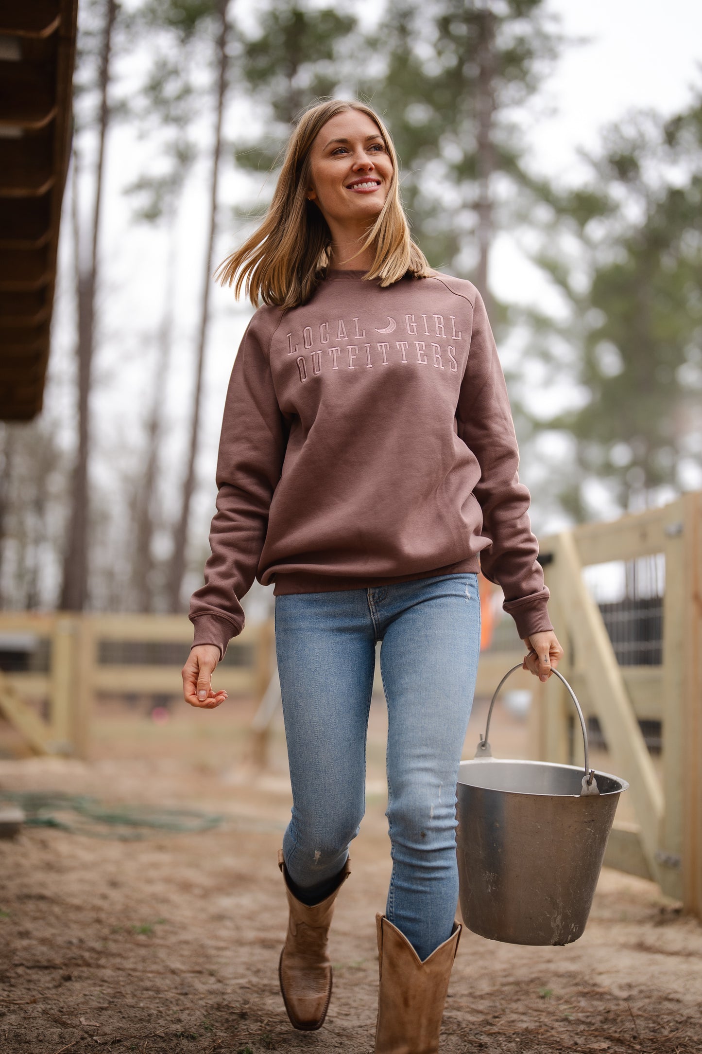 LG Moon Cotton Crewneck